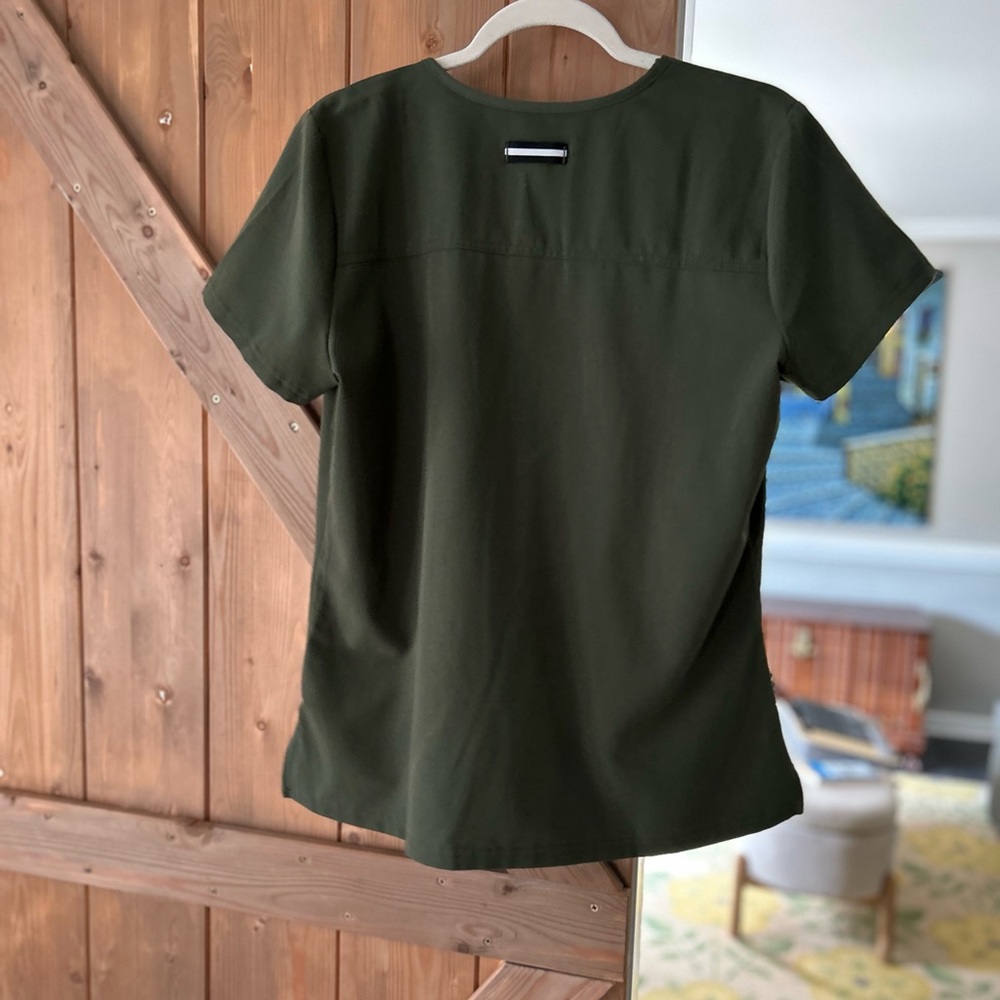 Women's Beyond Scrubs M